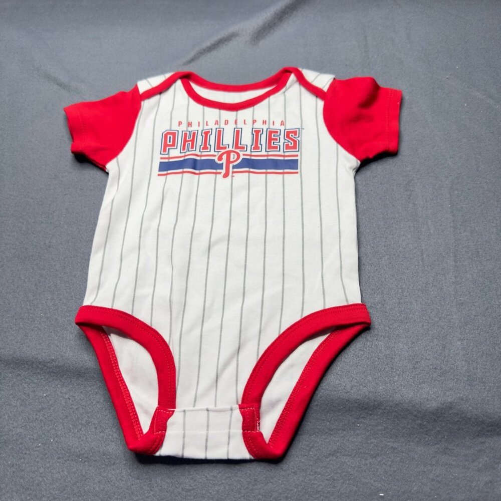 Philadelphia Phillies Baby 12M Romper White Red Pinstripes New Without Tags